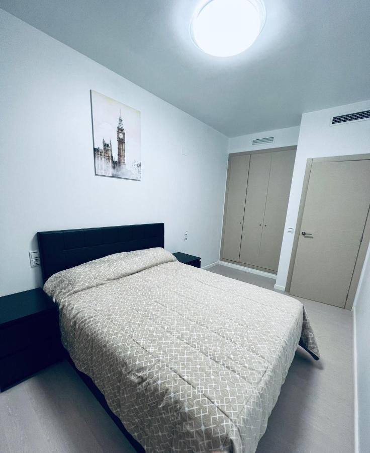 Apartamento Coman Av Rey Juan Carlos I Apartman Torrent  Kültér fotó